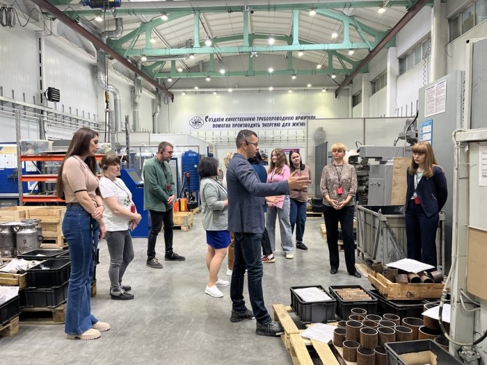 Экскурсия для новых сотрудников УЗПА